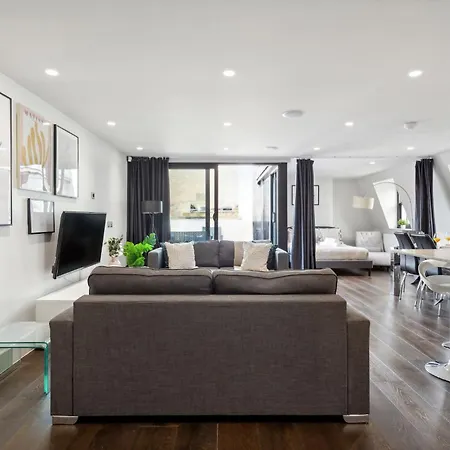 3Br Penthouse With Terrace - Cityapartmentstay London Exterior photo