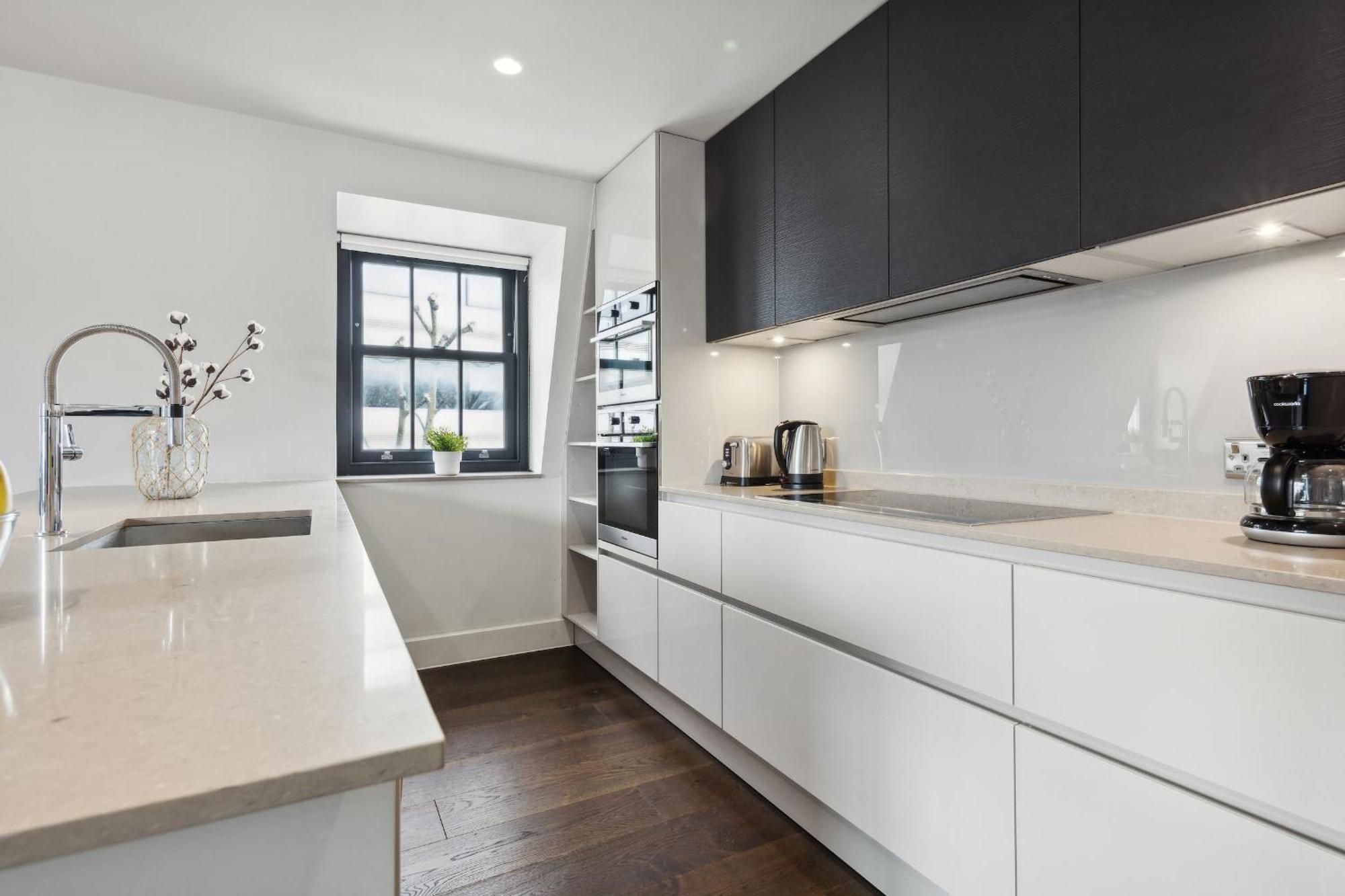 Appartamento 3br Penthouse With Terrace - Cityapartmentstay